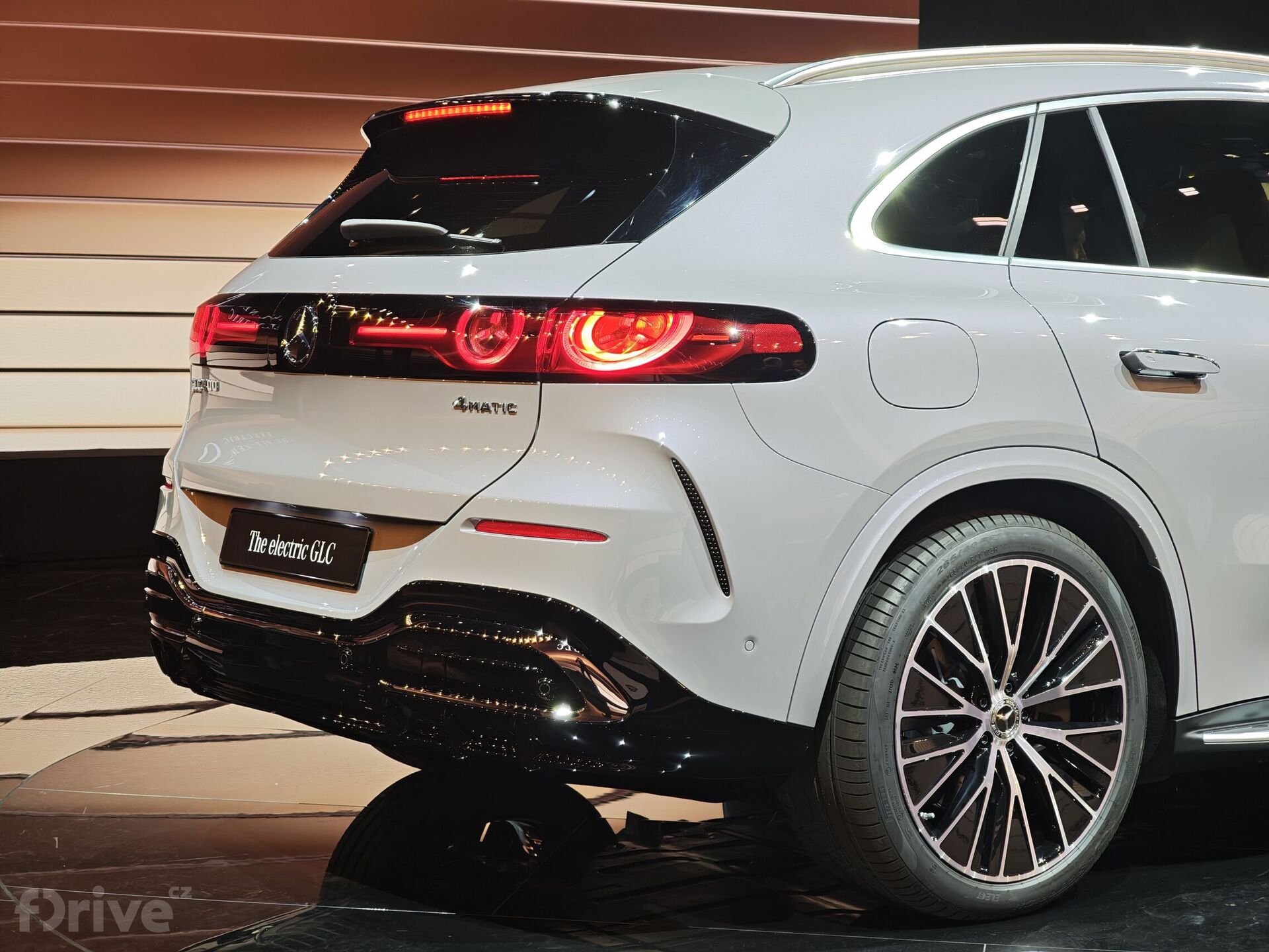 Mercedes-Benz GLC (2025)