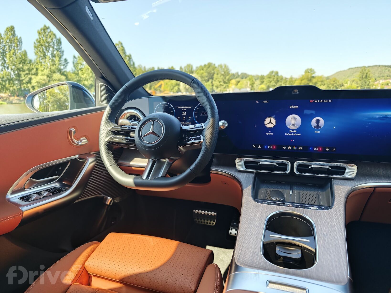 Mercedes-Benz GLC EQ (2025)