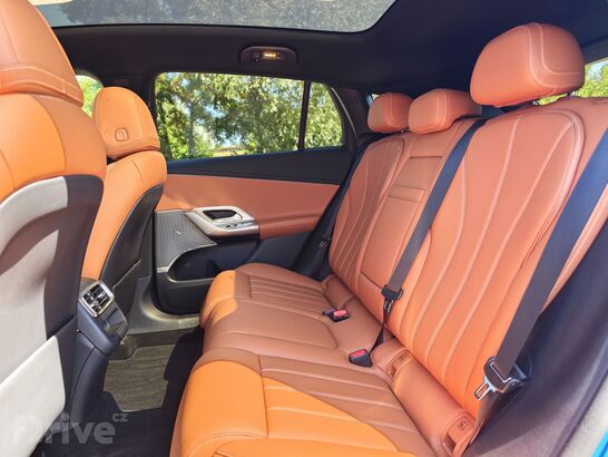 Mercedes-Benz GLC EQ (2025)