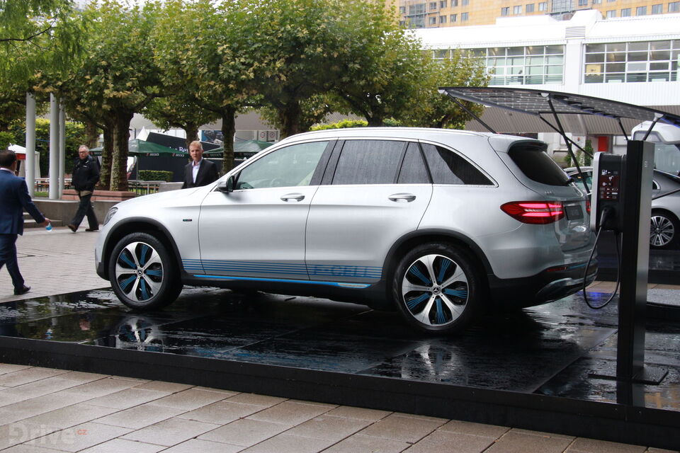 Mercedes-Benz GLC F-CELL