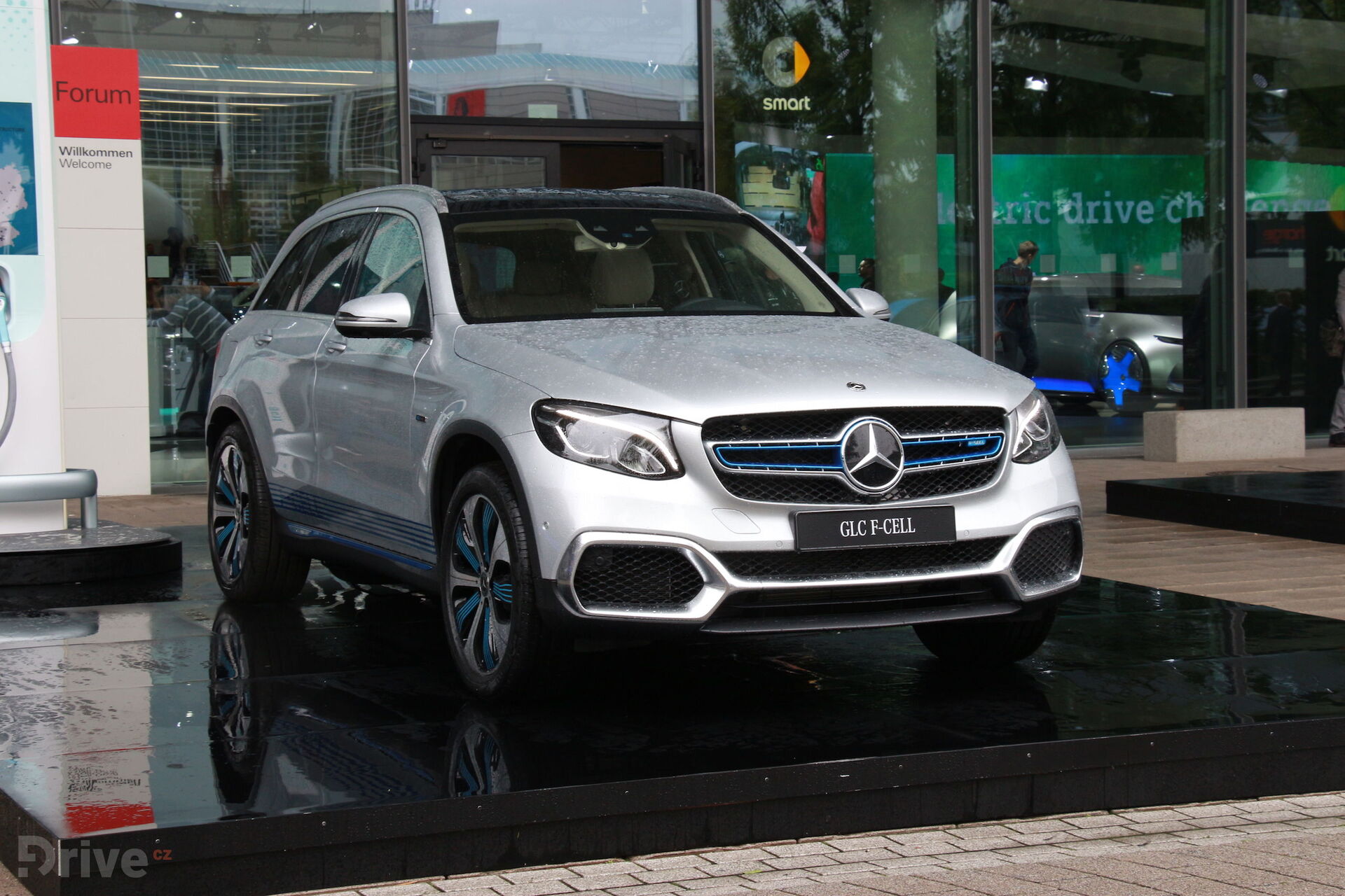 Mercedes-Benz GLC F-CELL