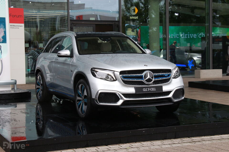 Mercedes-Benz GLC F-CELL