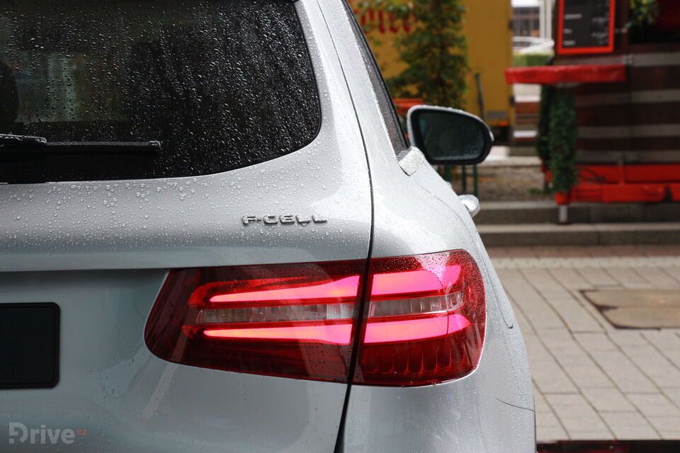 Mercedes-Benz GLC F-CELL