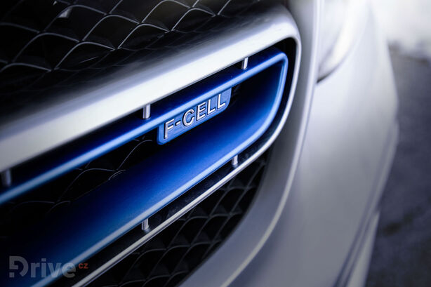 Mercedes-Benz GLC F-CELL