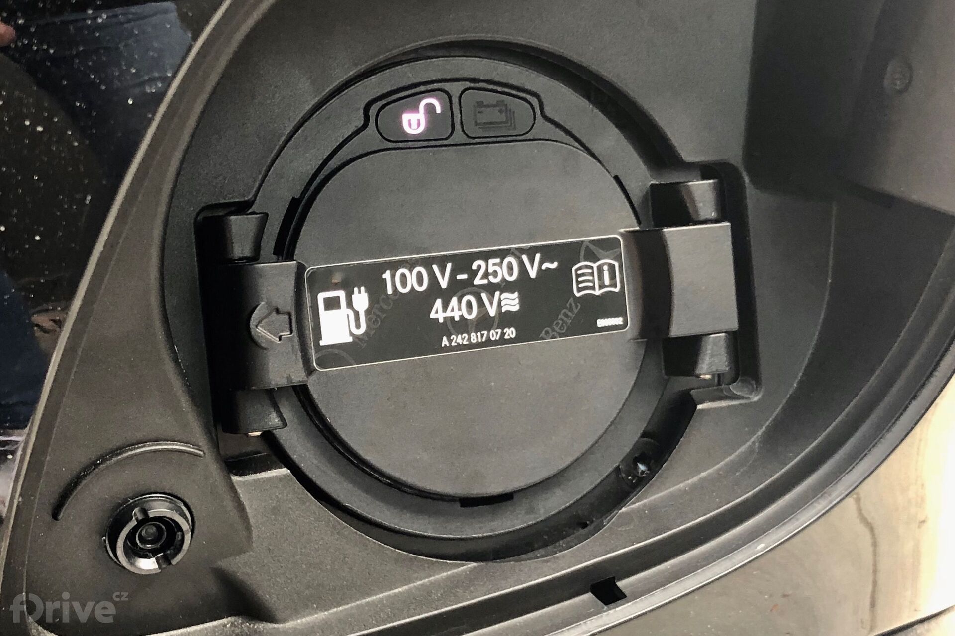 Mercedes-Benz GLC F-CELL