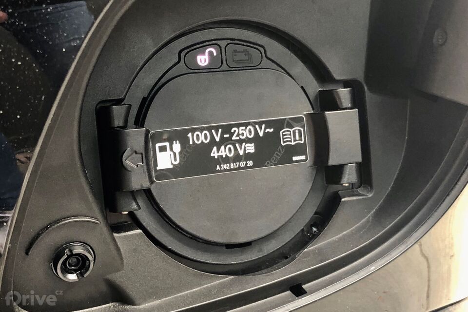 Mercedes-Benz GLC F-CELL