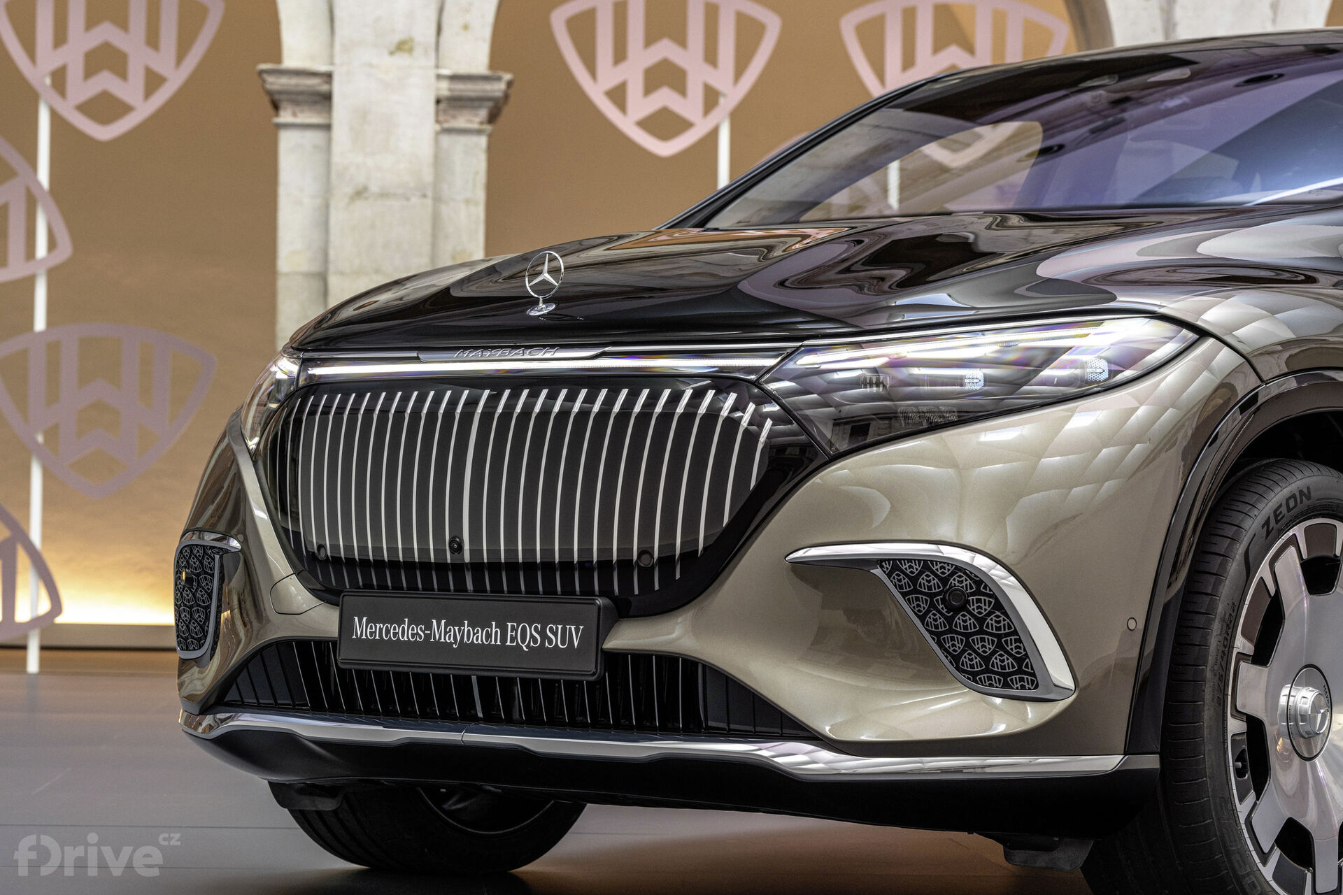 Mercedes-Benz Maybach EQS SUV