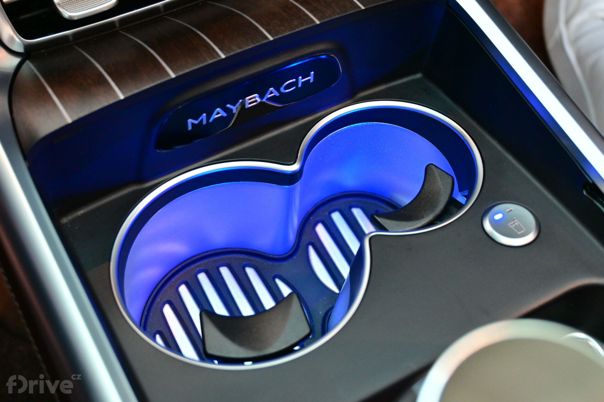 Mercedes-Benz Maybach EQS SUV