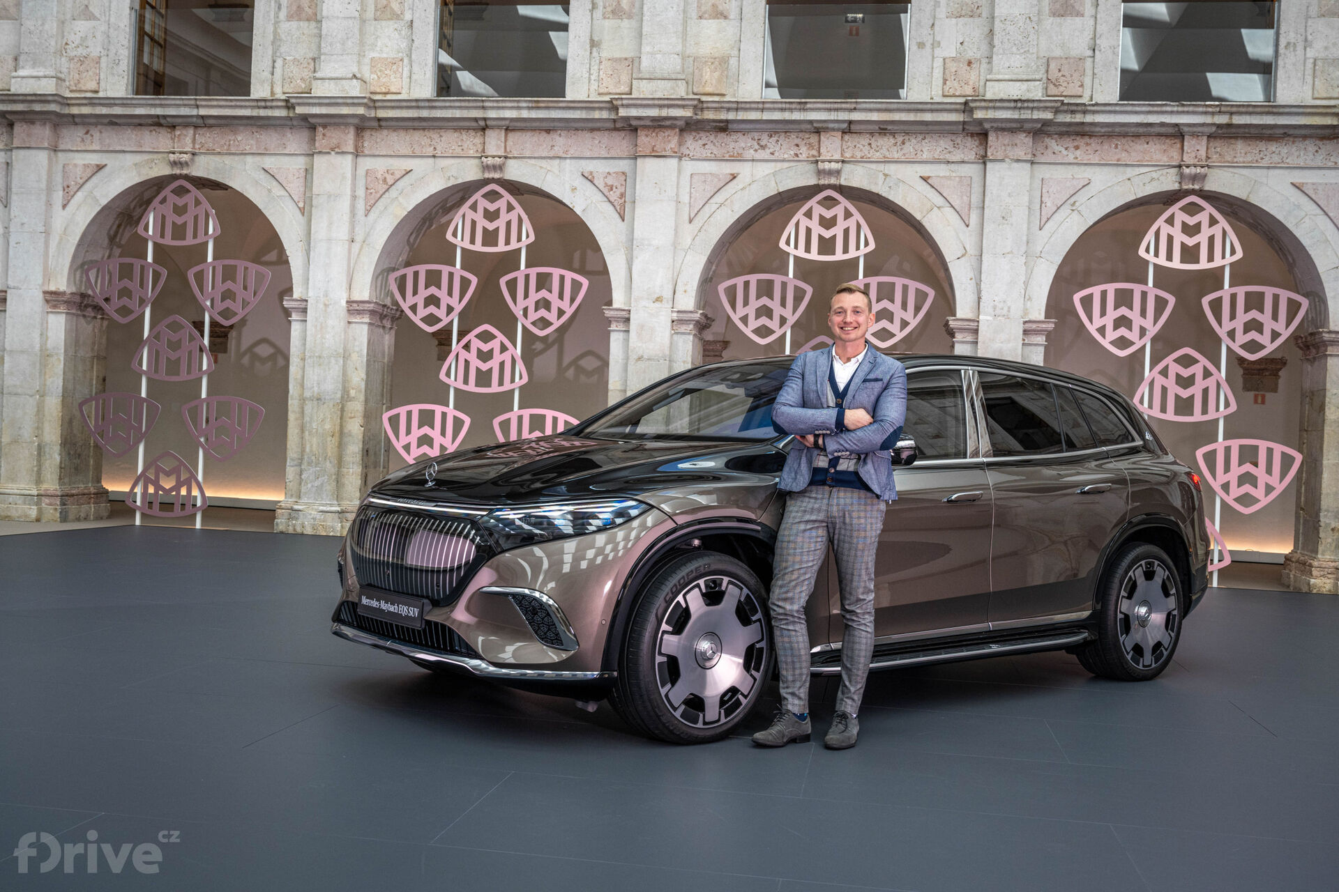 Mercedes-Benz Maybach EQS SUV