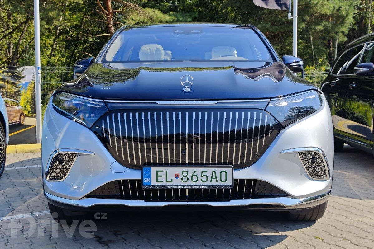 Mercedes-Benz Maybach EQS SUV