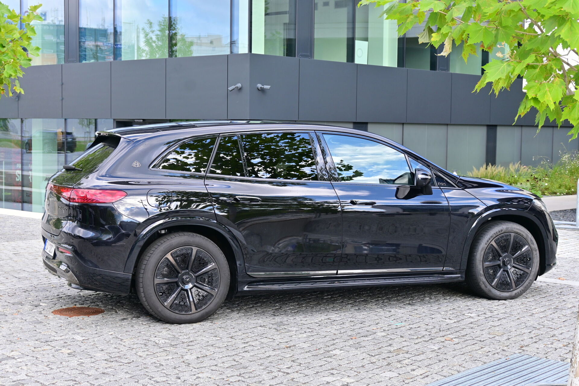 Mercedes-Benz Maybach EQS SUV