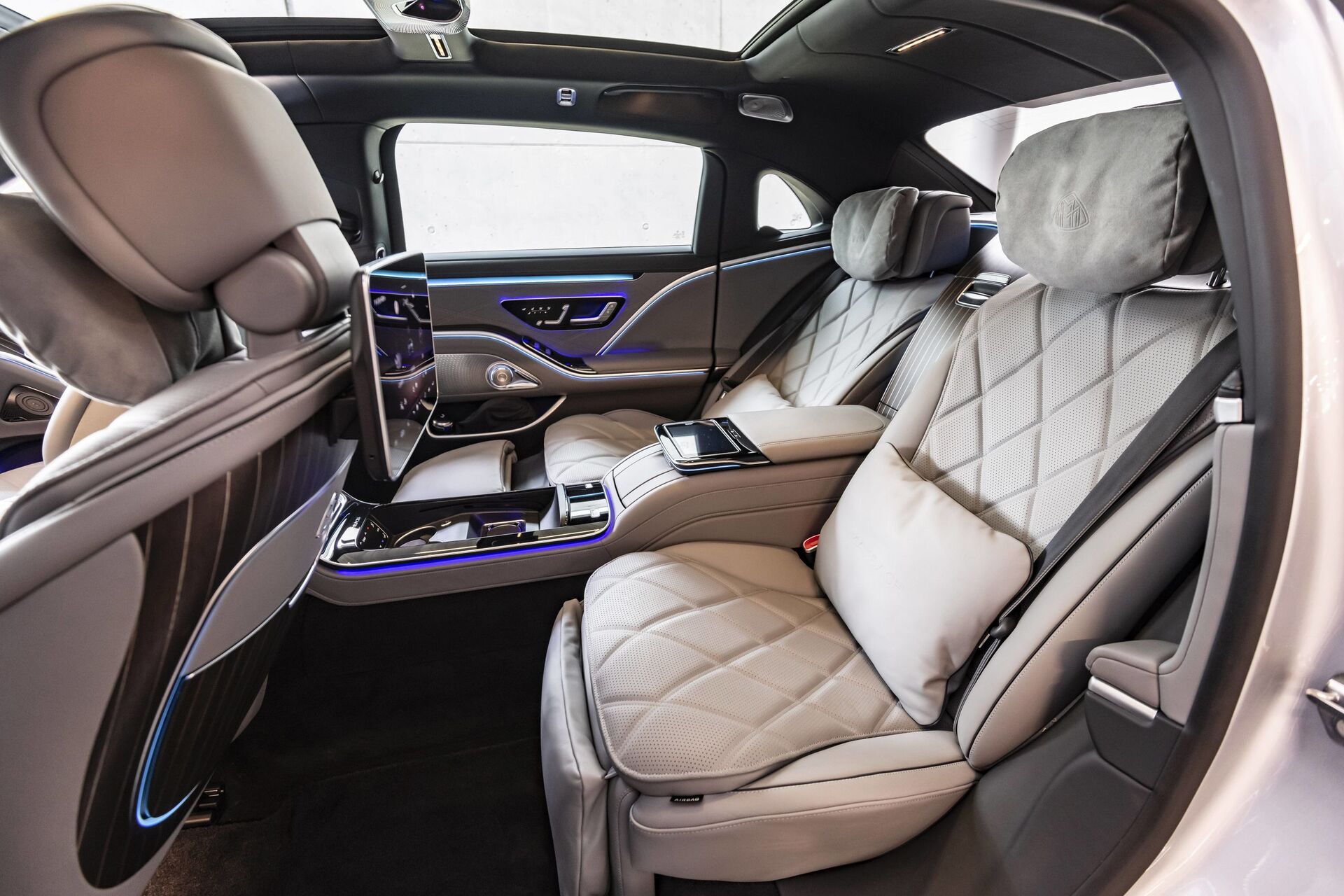 Mercedes-Benz Maybach S