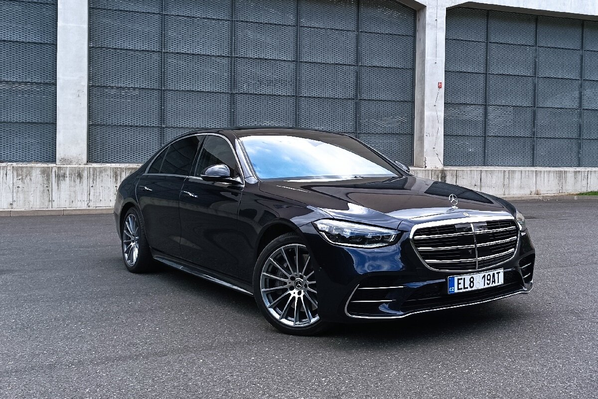 Mercedes-Benz třídy S (2020) výbava a cena | fDrive.cz