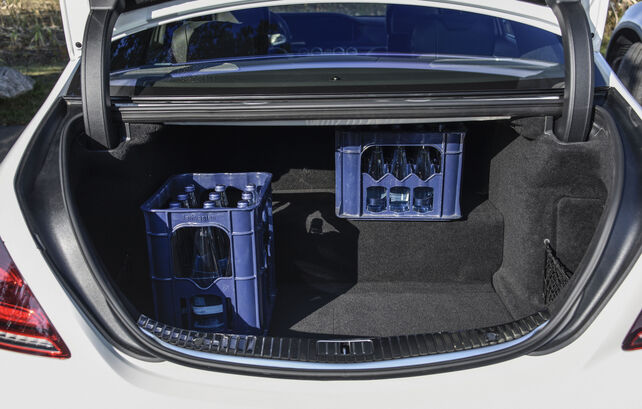 Mercedes-Benz třídy S 560e