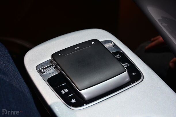 Mercedes-Benz User Experience