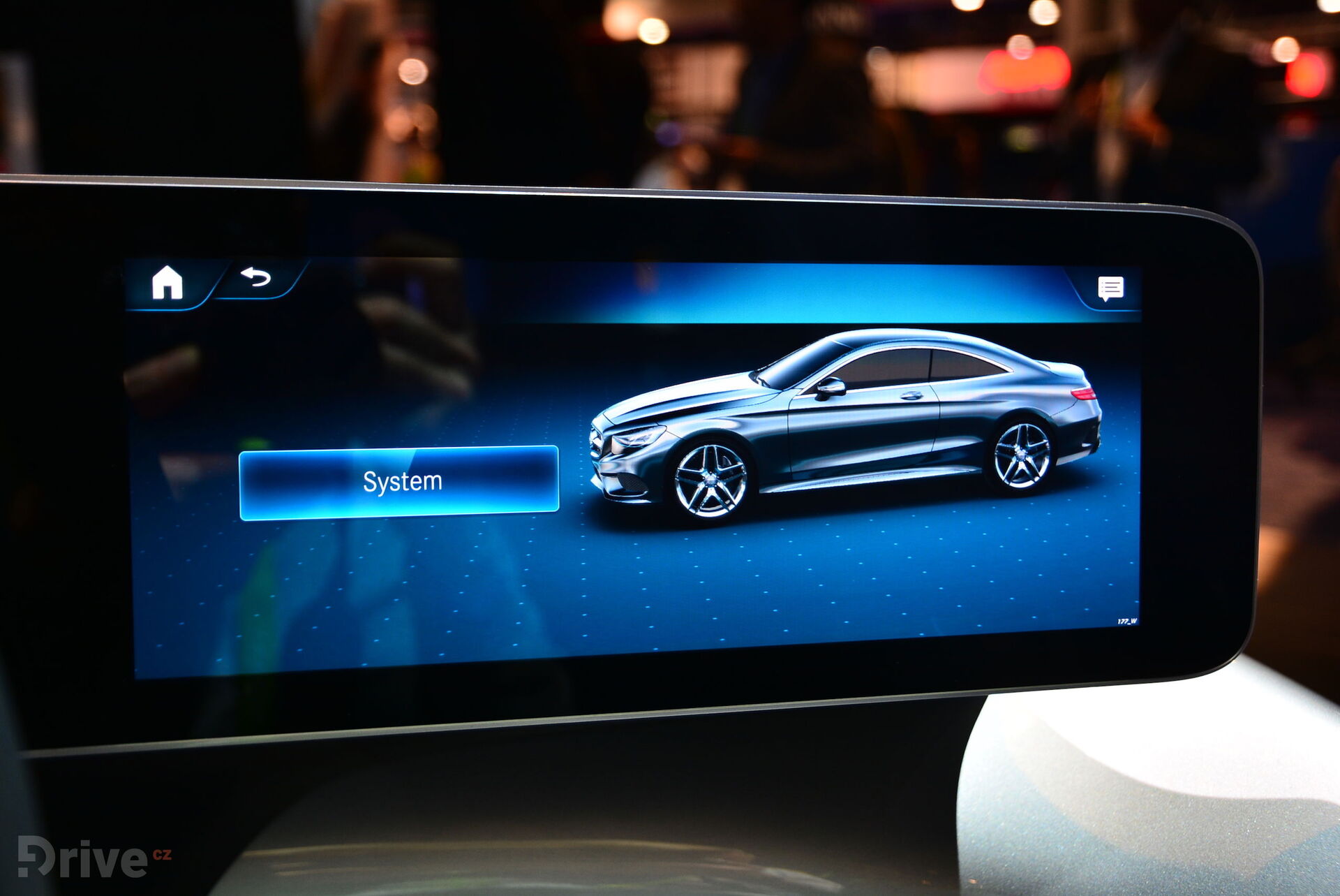 Mercedes-Benz User Experience