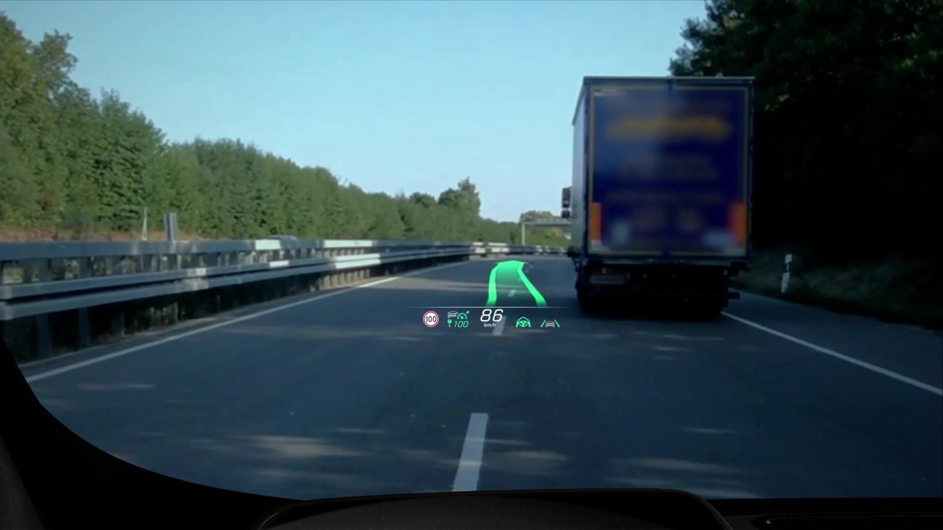 Mercedes-Benz UX 2020