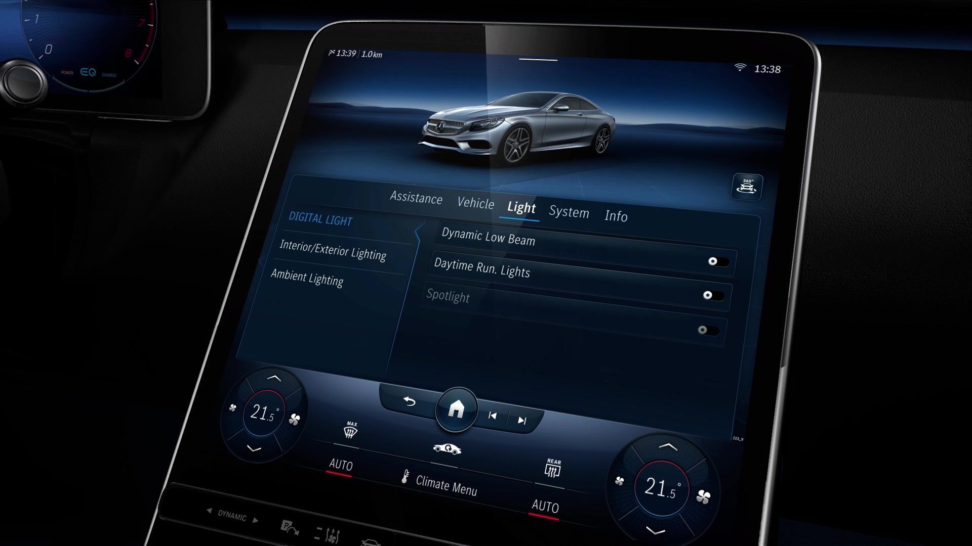 Mercedes-Benz UX 2020
