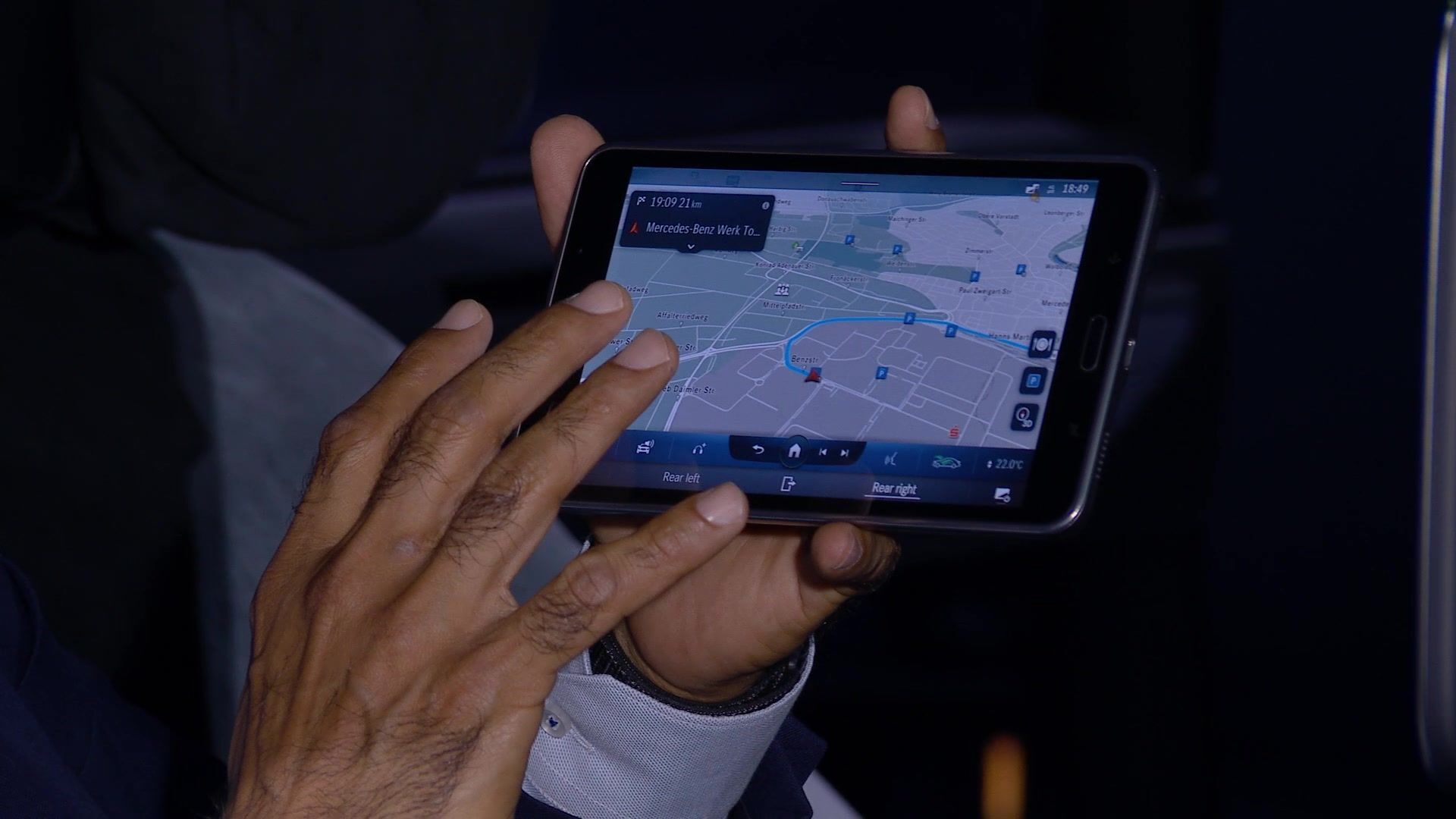 Mercedes-Benz UX 2020