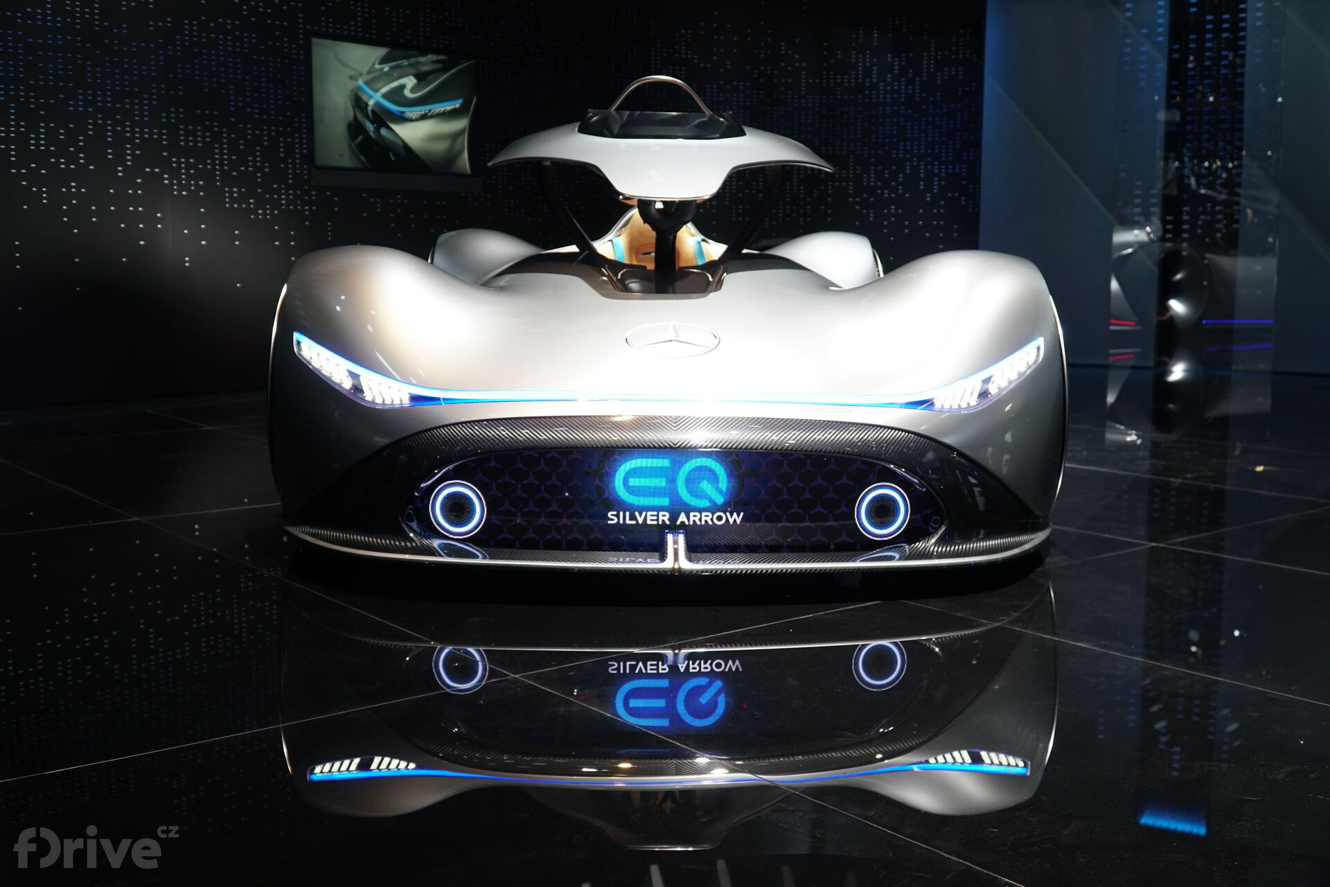 Mercedes-Benz Vision EQ Silver Arrow 2018