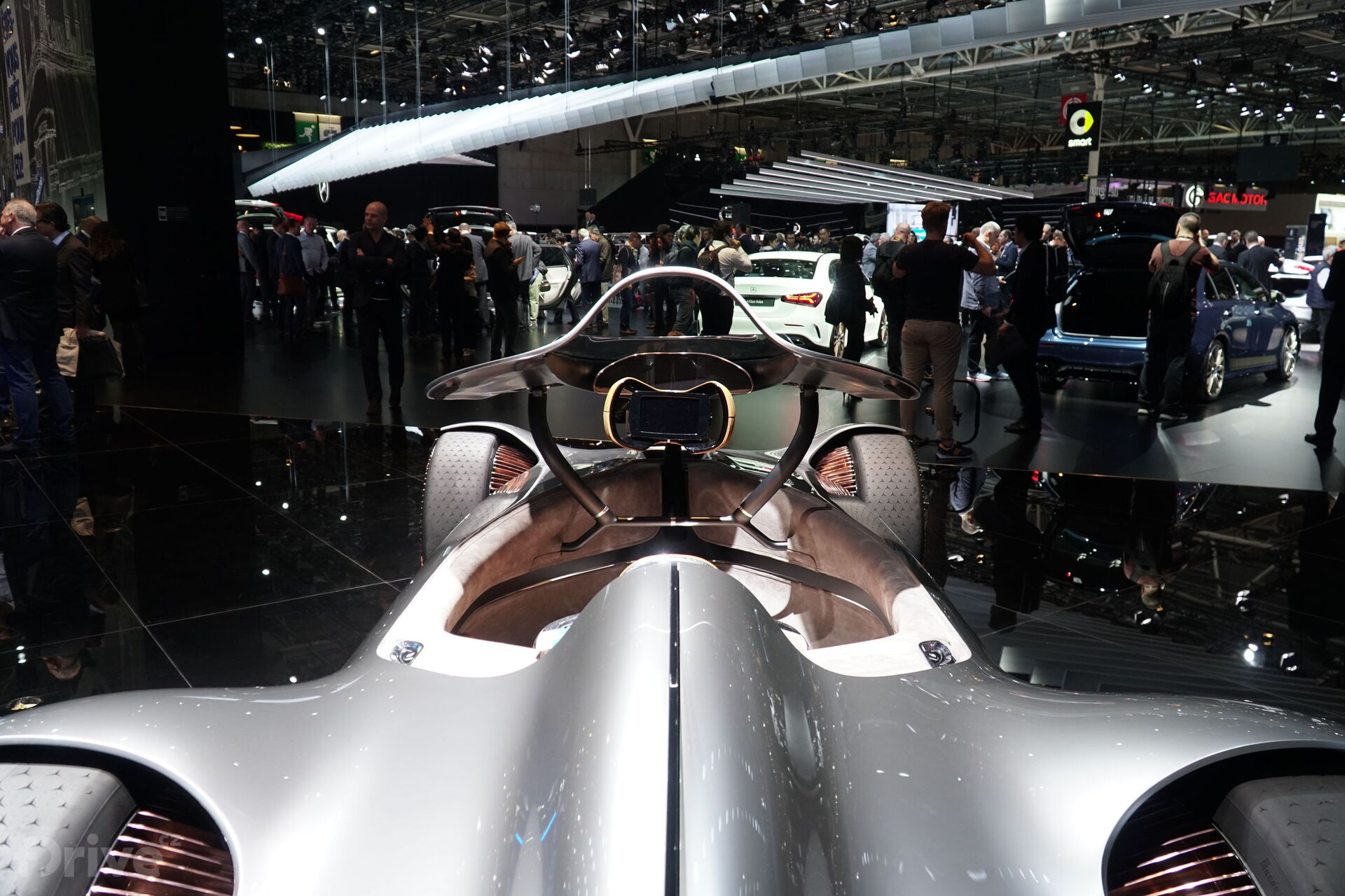 Mercedes-Benz Vision EQ Silver Arrow 2018