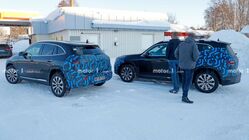 Mercedes EQA a EQB nafocen při testování