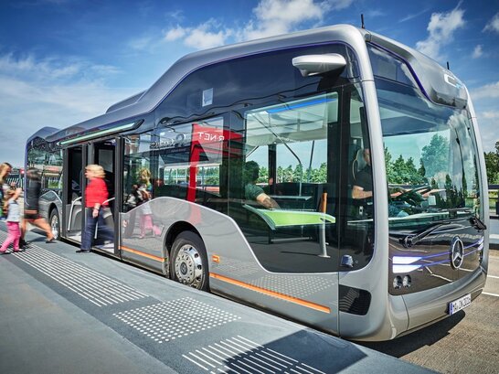 Mercedes Future Bus