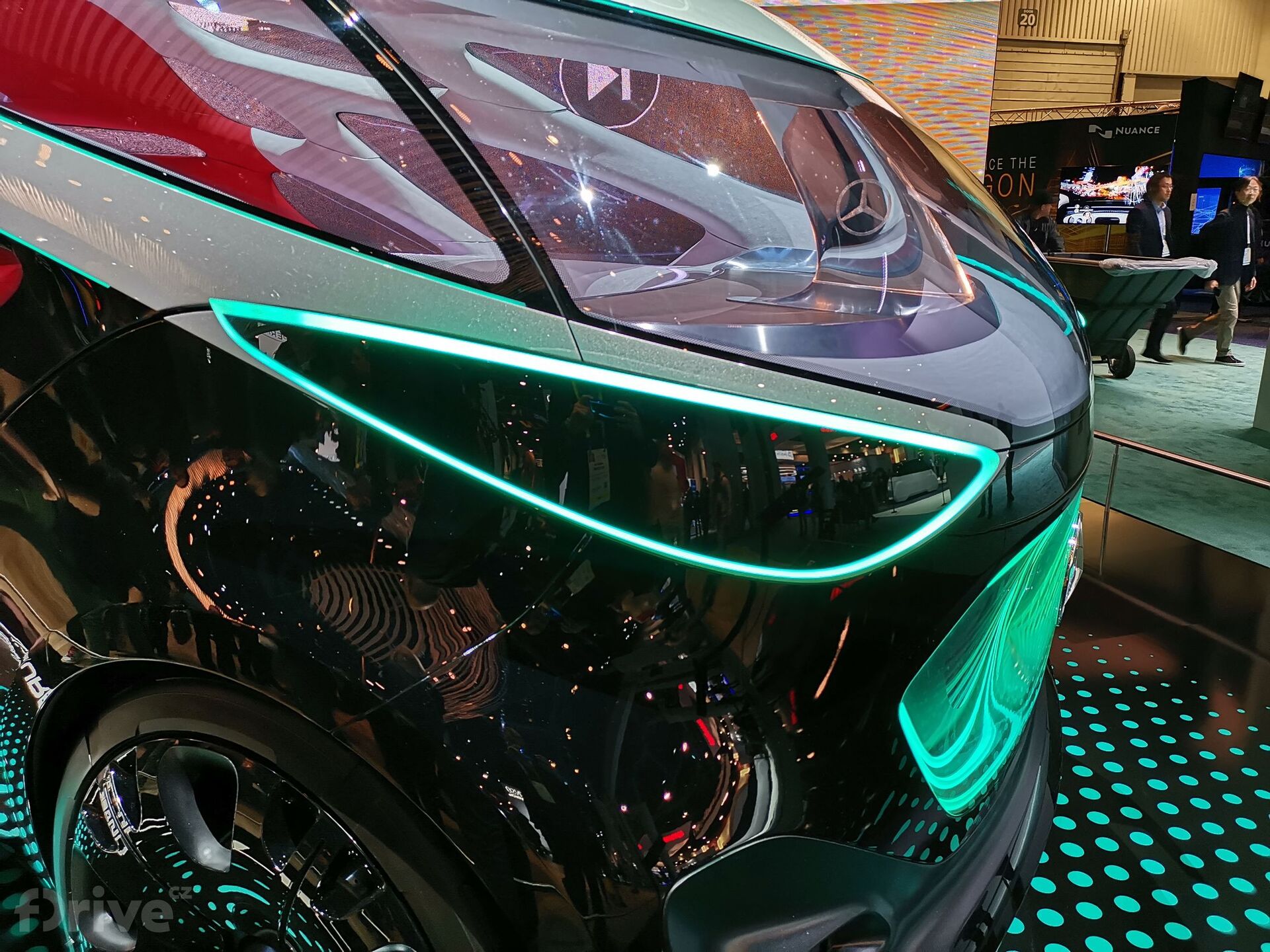 Mercedes Vision URBANETIC