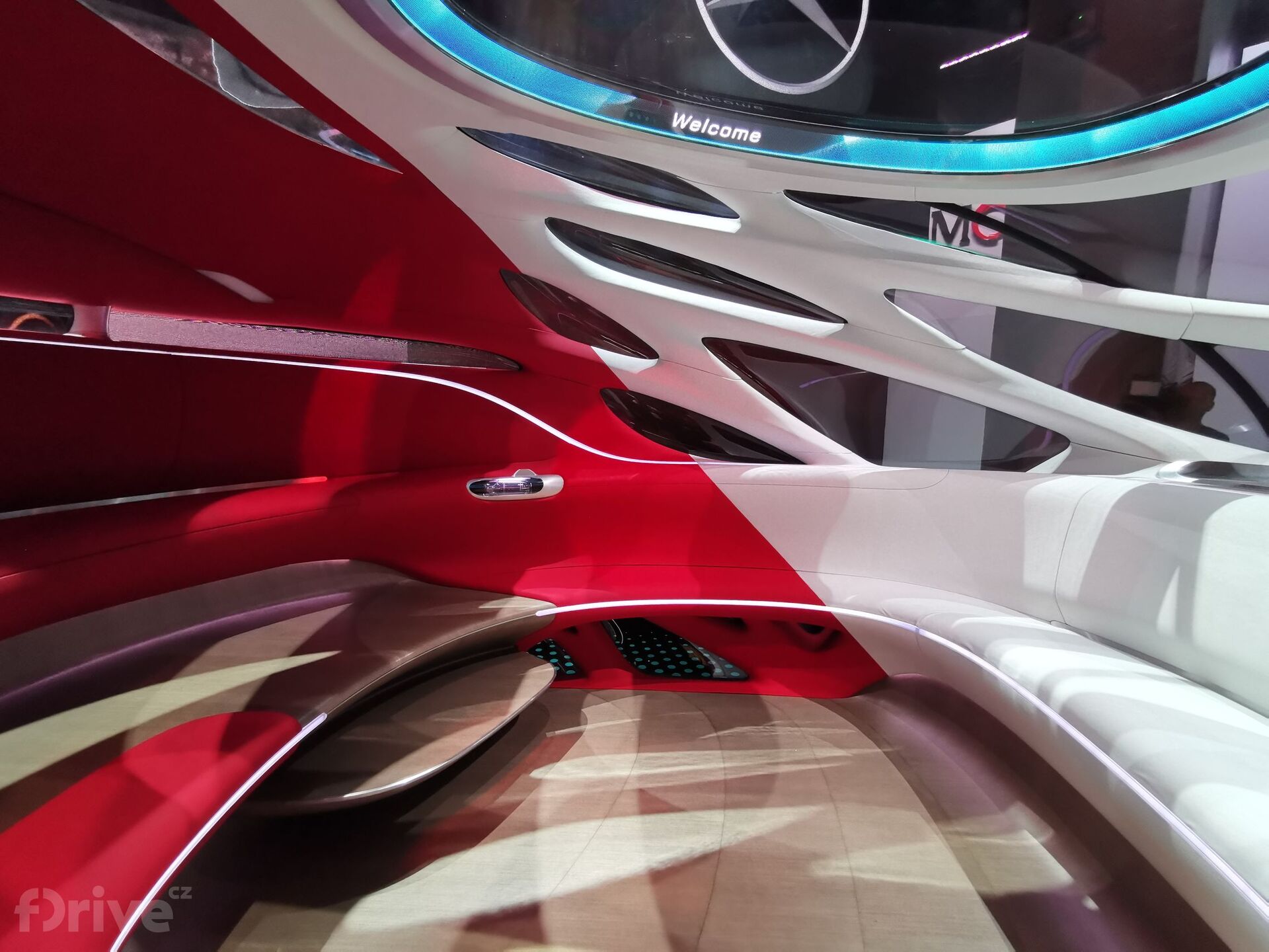 Mercedes Vision URBANETIC