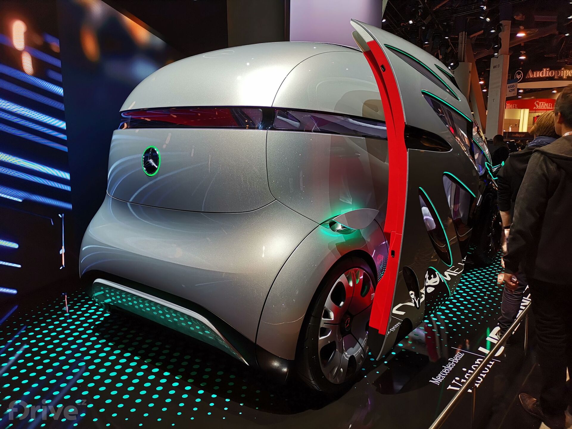 Mercedes Vision URBANETIC