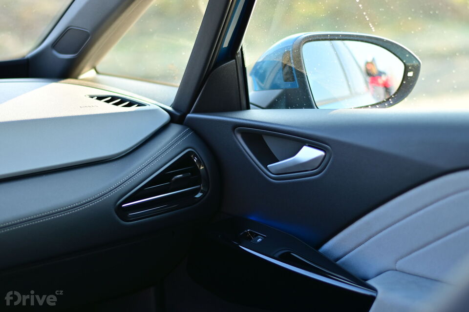 MG versus Volkswagen ID.3