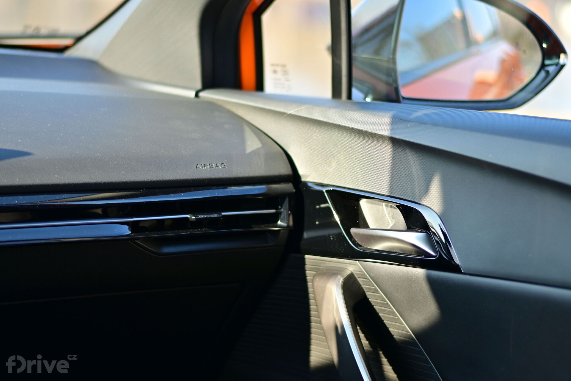 MG versus Volkswagen ID.3