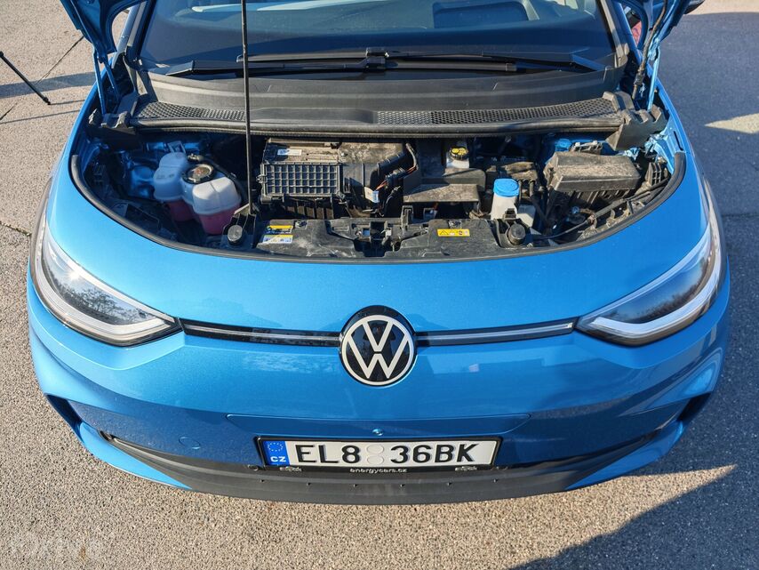 MG versus Volkswagen ID.3