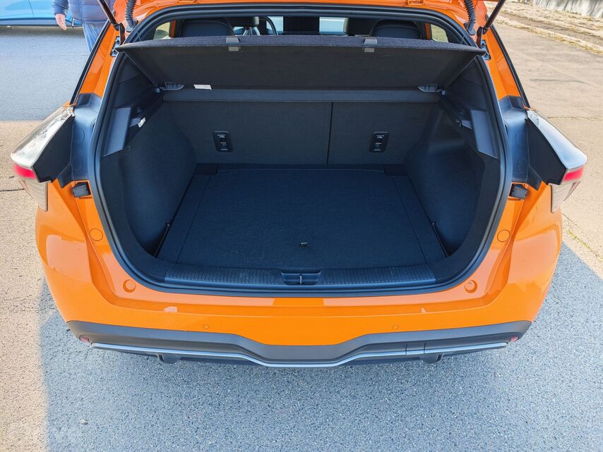 MG versus Volkswagen ID.3