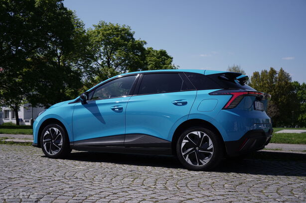 MG4 Electric Trophy Long Range