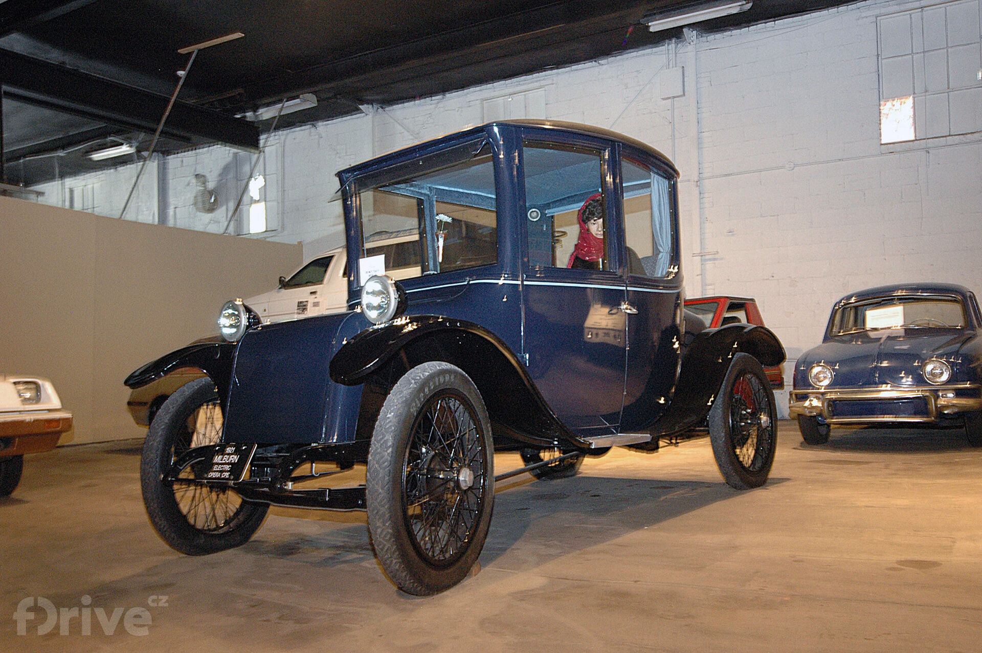 Milburn Electric 27-L Brougham (1919)