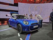 MINI Cooper (2024)