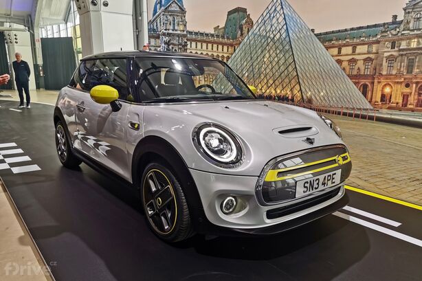 MINI Cooper SE