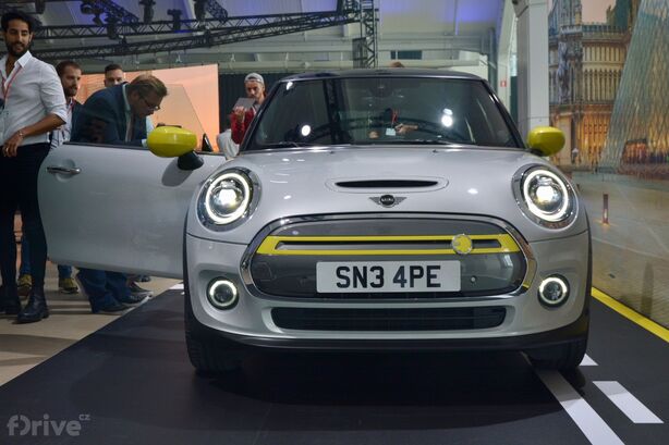MINI Cooper SE