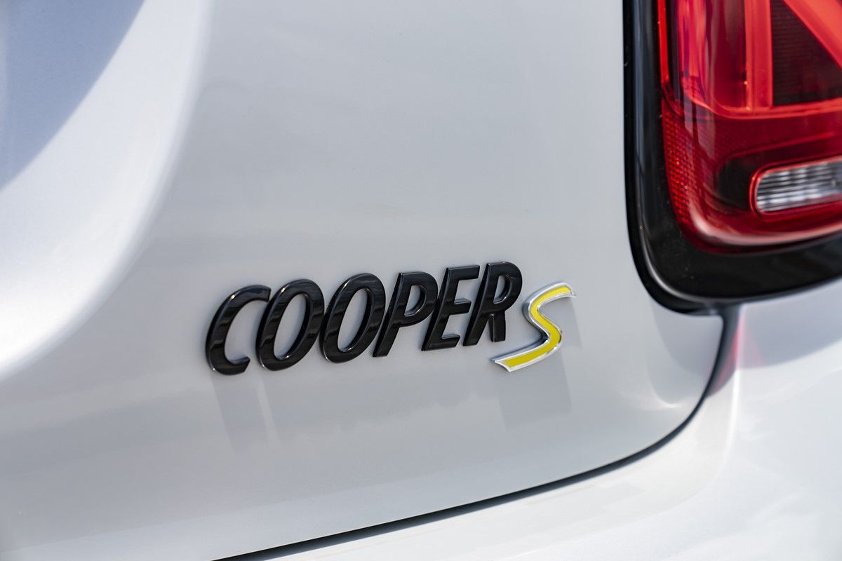 Mini Cooper SE Cabrio