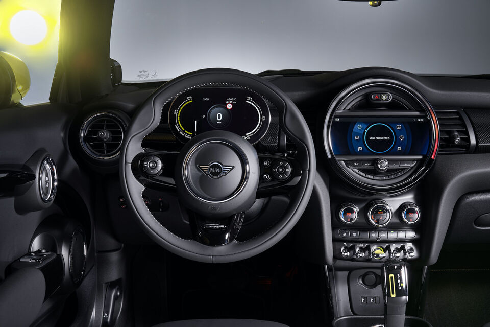 Mini Cooper SE interiér
