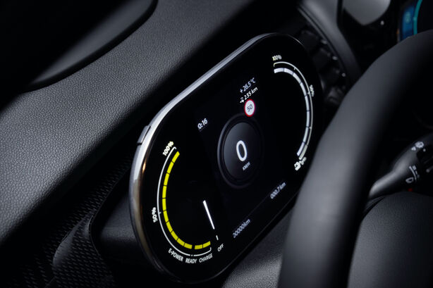 Mini Cooper SE interiér