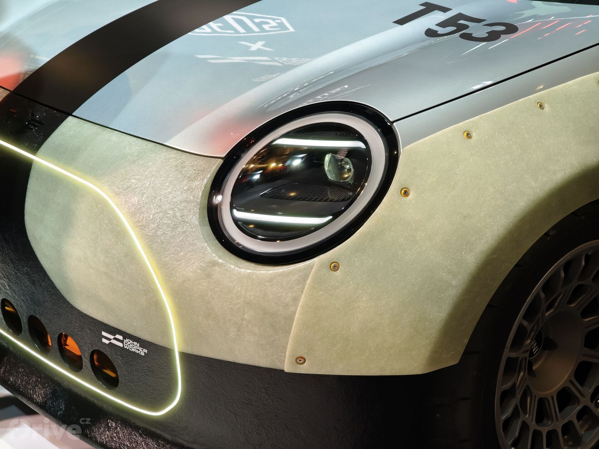 Mini Deus Ex Machina