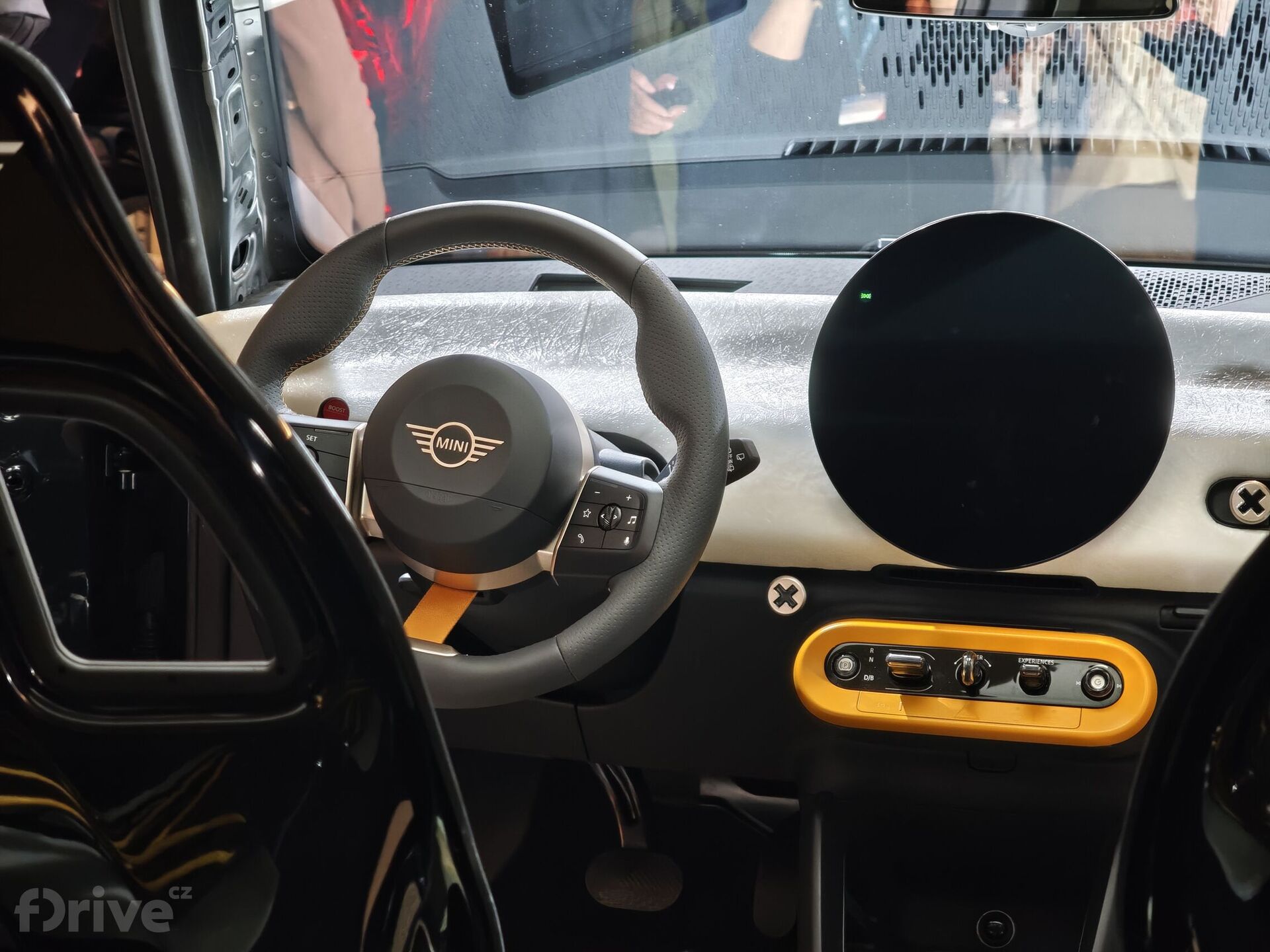 Mini Deus Ex Machina