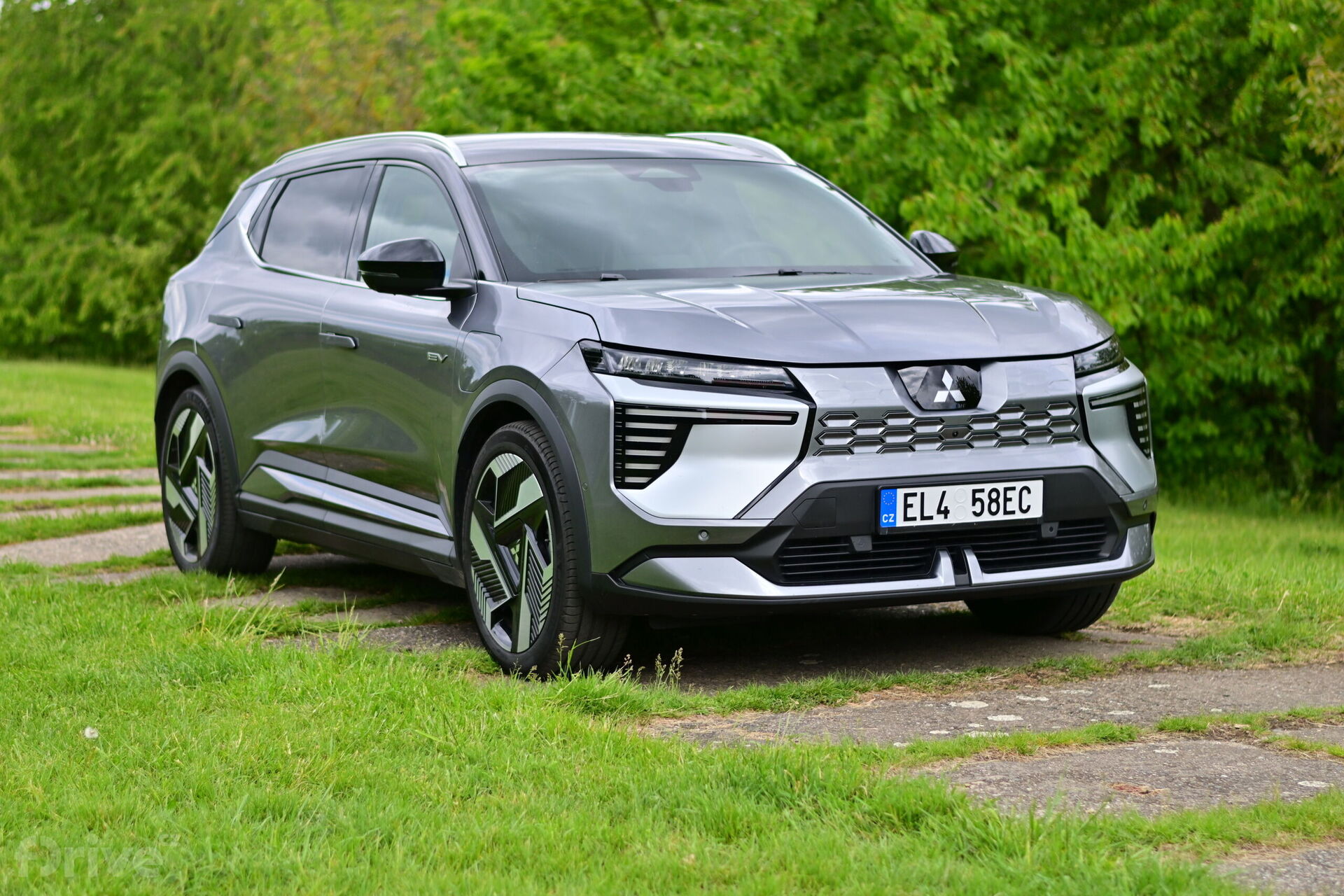Mitsubishi Eclipse Cross (2025)