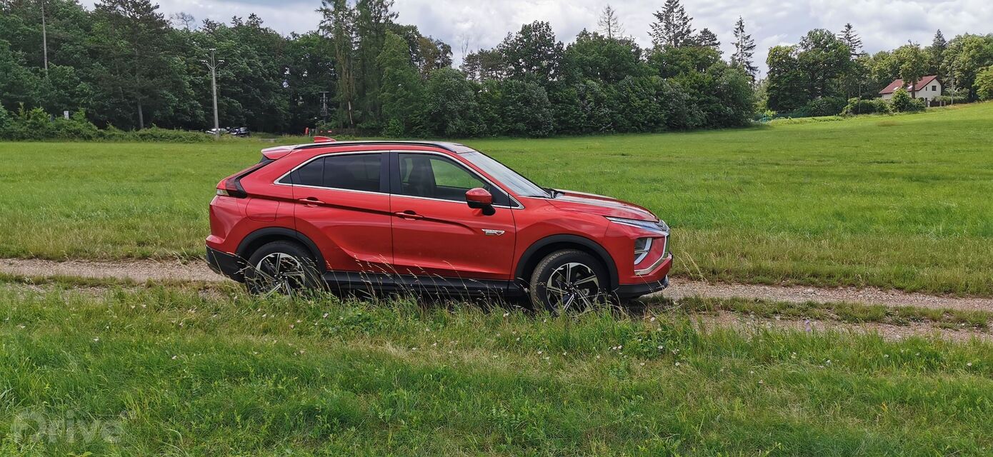 Mitsubishi Eclipse Cross PHEV - Zaostřeno na spotřebu