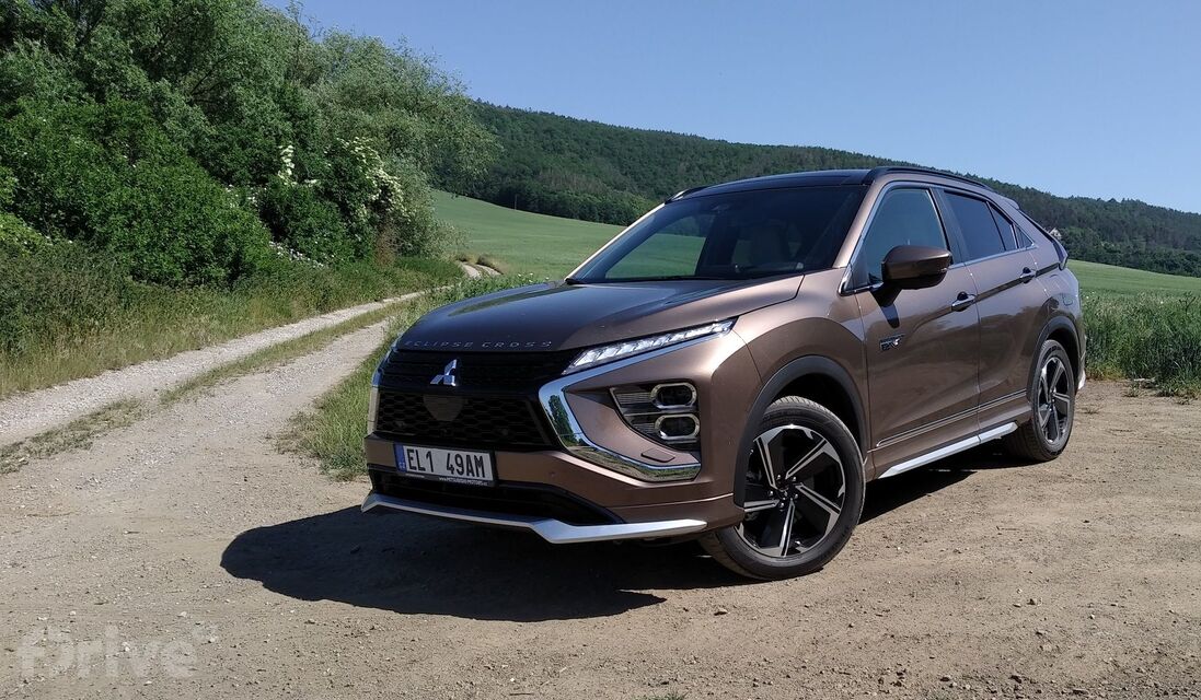 Mitsubishi Eclipse Cross PHEV (2021)
