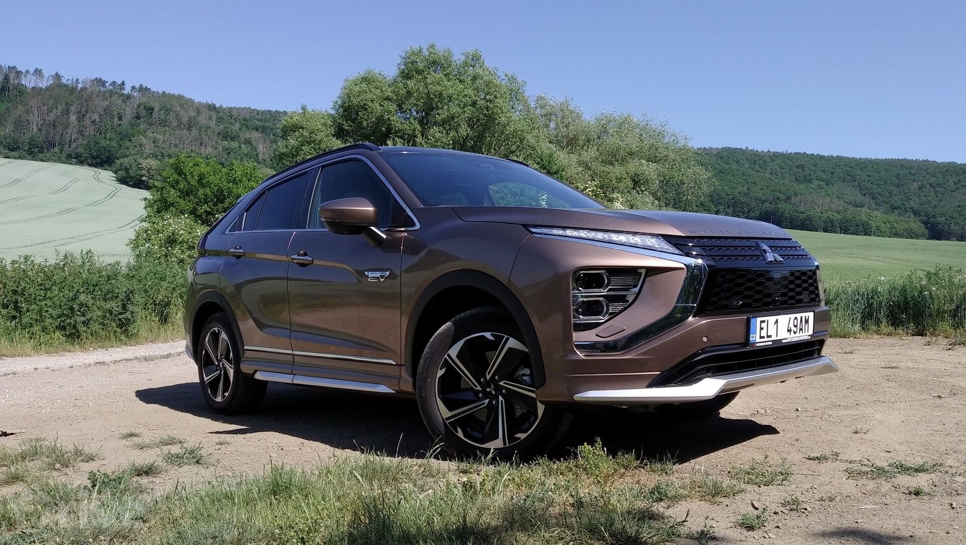 Mitsubishi Eclipse Cross PHEV (2021)