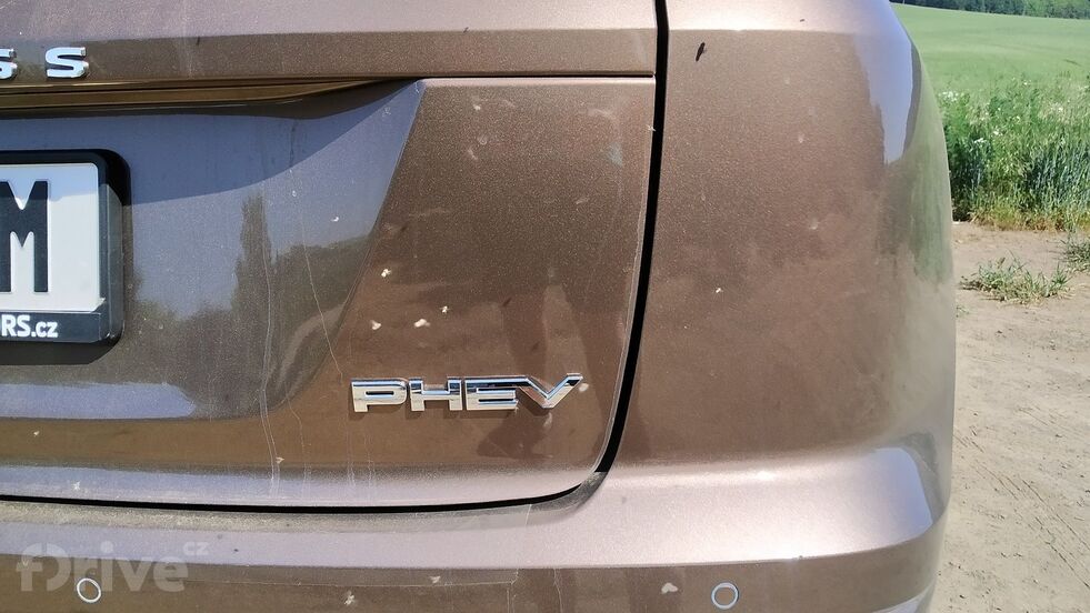 Mitsubishi Eclipse Cross PHEV (2021)