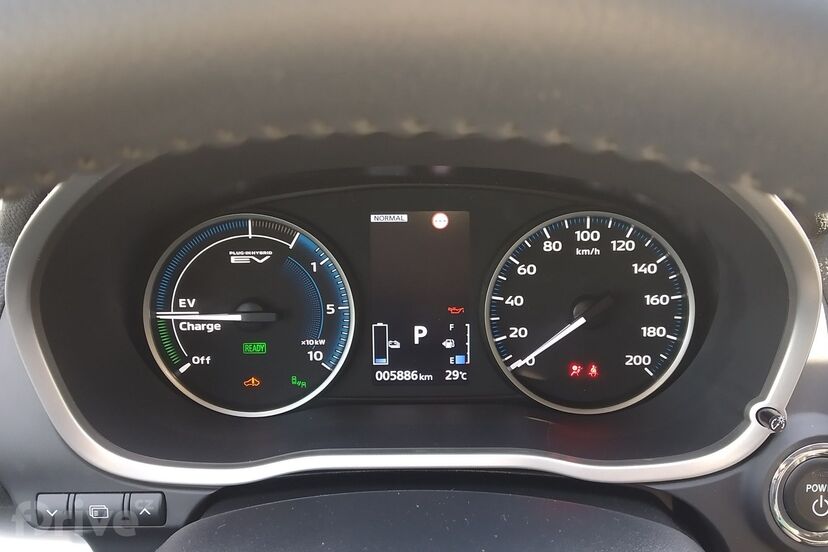 Mitsubishi Eclipse Cross PHEV (2021)